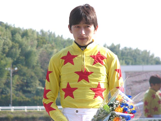 kobayashijockey06.jpg